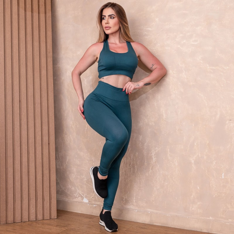 Conjunto Seamless de Poliamida com Calça Cintura Alta e Cropped Trançado