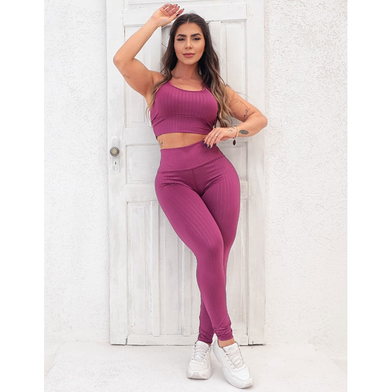 Look Feminino Calça e Top com Bojo em Cirre Texturizado para Academia