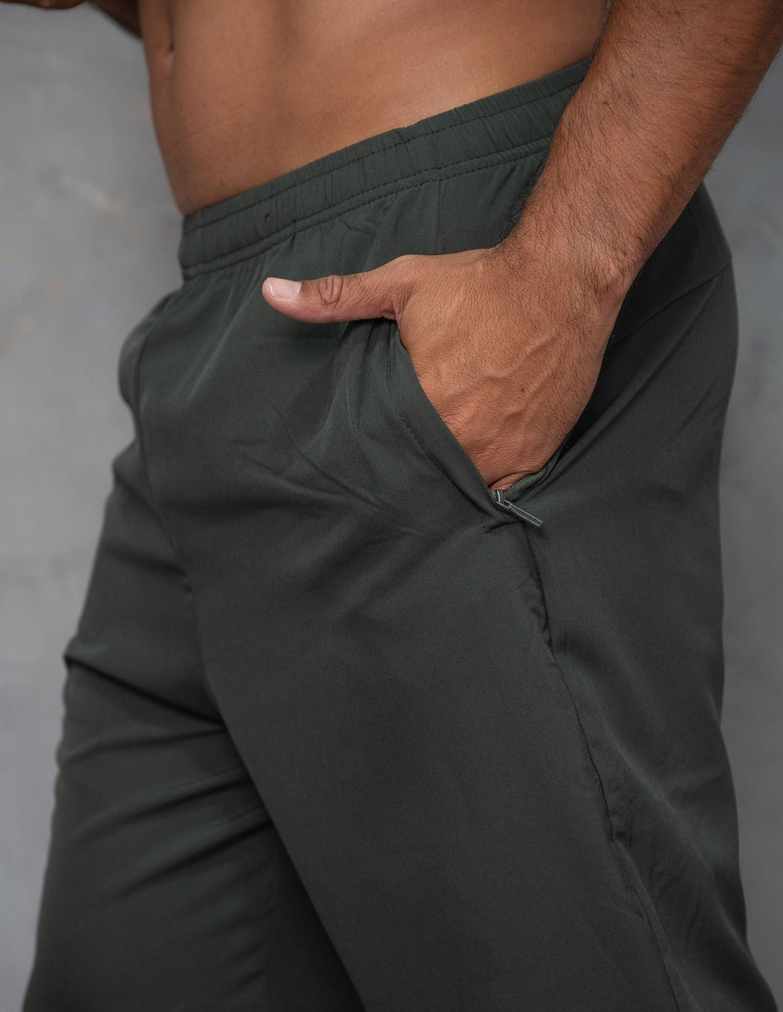 Calça Tactel Masculina Jogger Esportiva Elástico na Barra e na Cintura