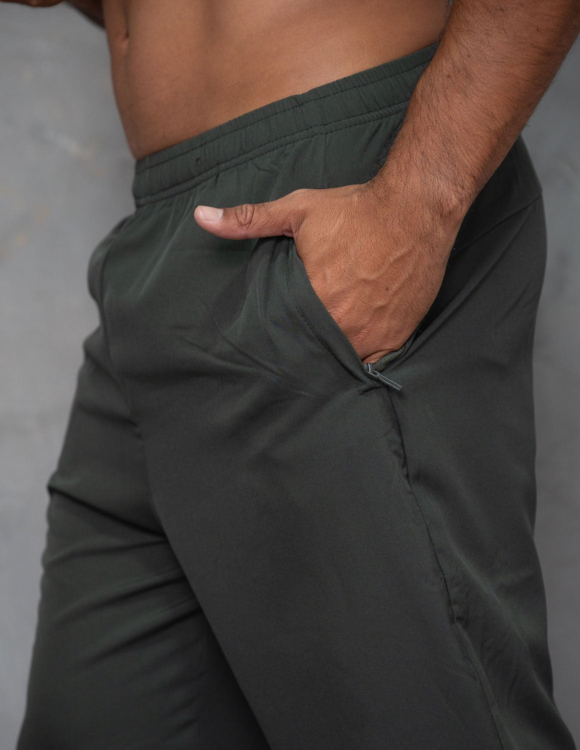 Calça Tactel Masculina Jogger Esportiva Elástico na Barra e na Cintura