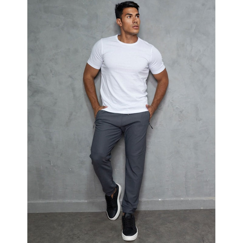 Calça Forrada Masculina em Poliamida Premium com Cordão Ajustável e Bolsos com Zíper