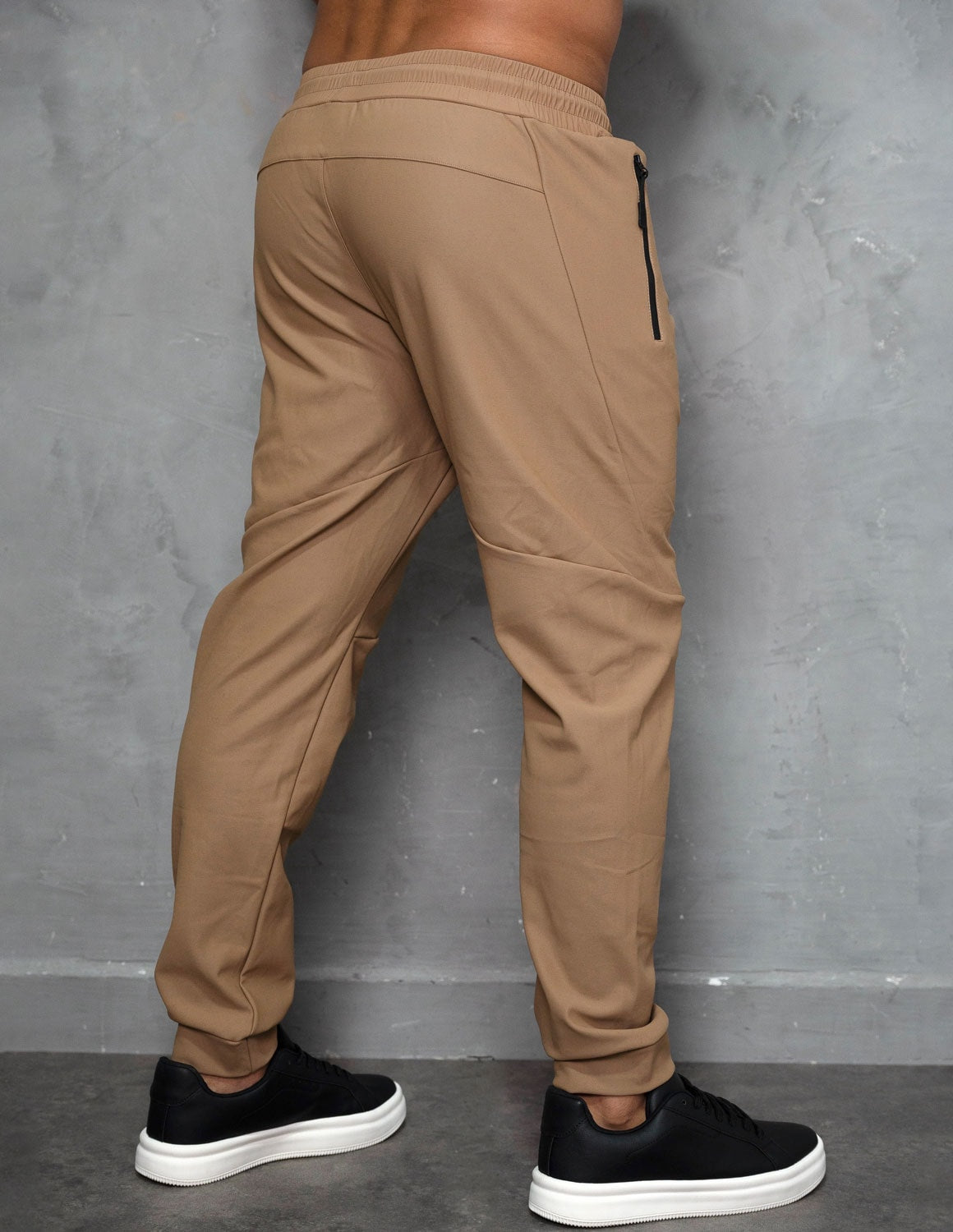 Calça Masculina Poliamida Premium Forrada Bolsos com Zíper e Cordão Ajustável