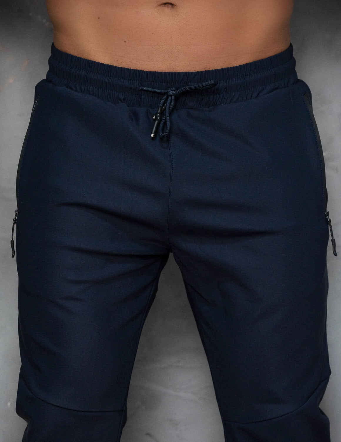 Calça Masculina Versátil Poliamida Premium Cordão Ajustável e Bolsos Laterais com Ziper