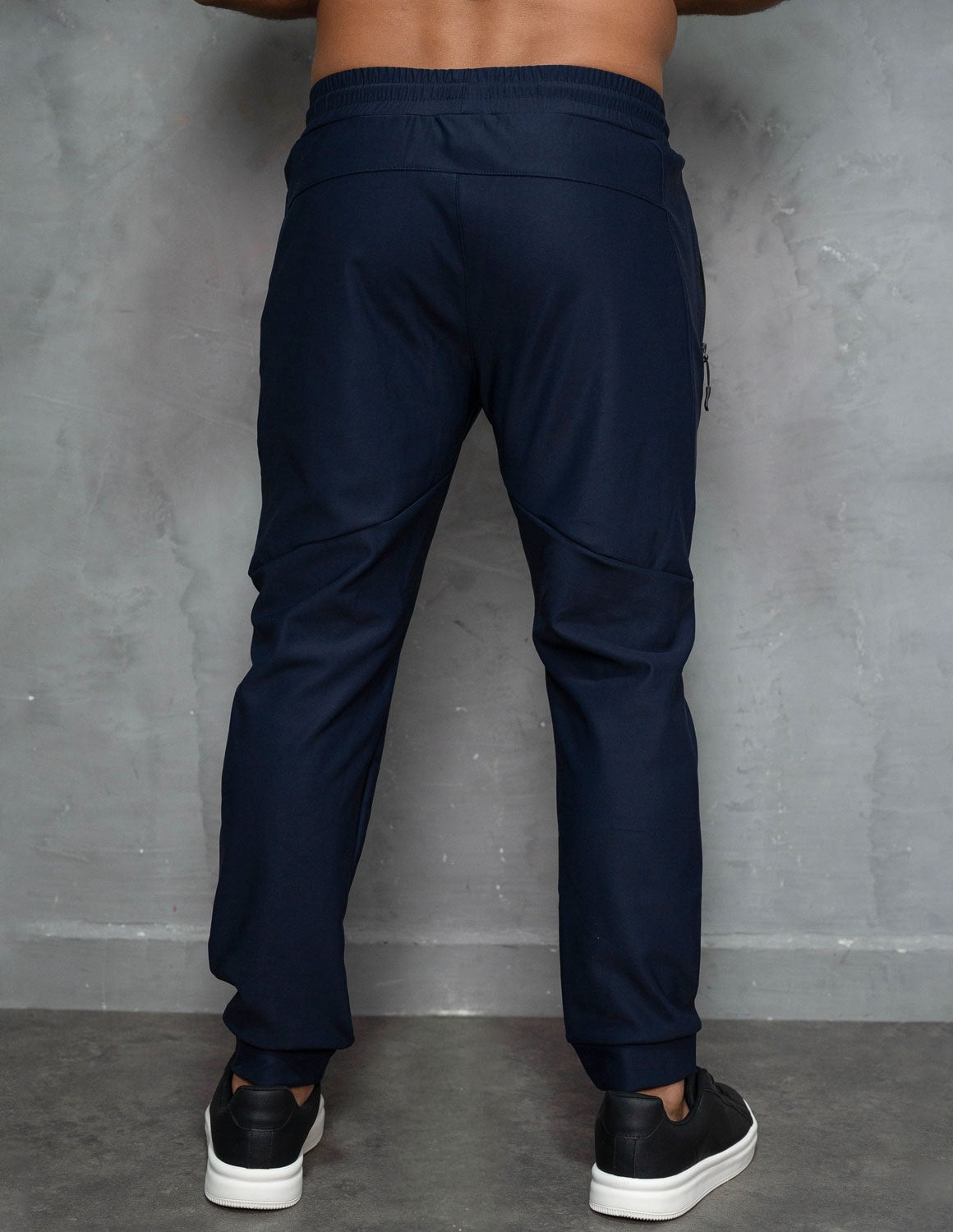 Calça Masculina Versátil Poliamida Premium Cordão Ajustável e Bolsos Laterais com Ziper