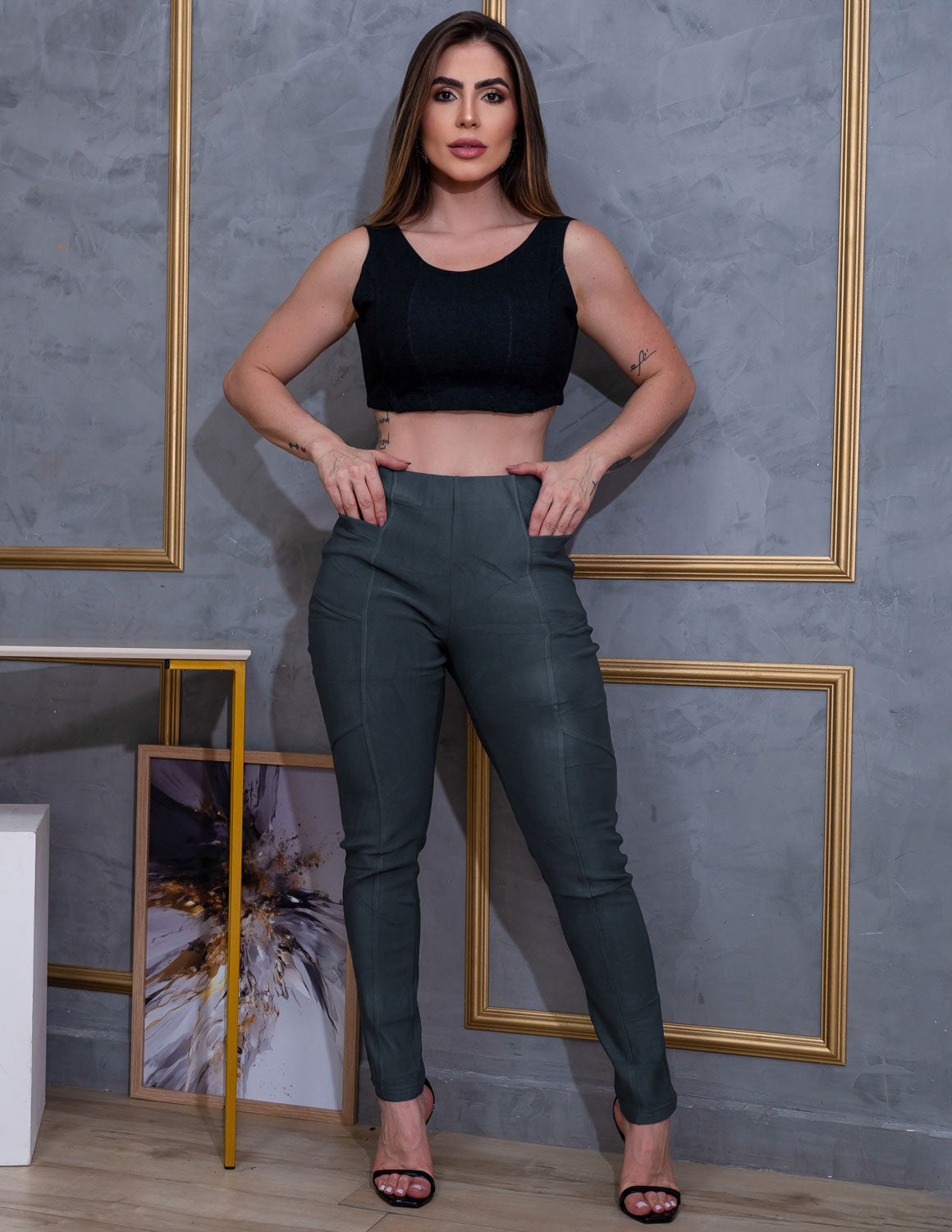 Calça Cintura Alta Suede com Bolsos Blackout Zero Transparência