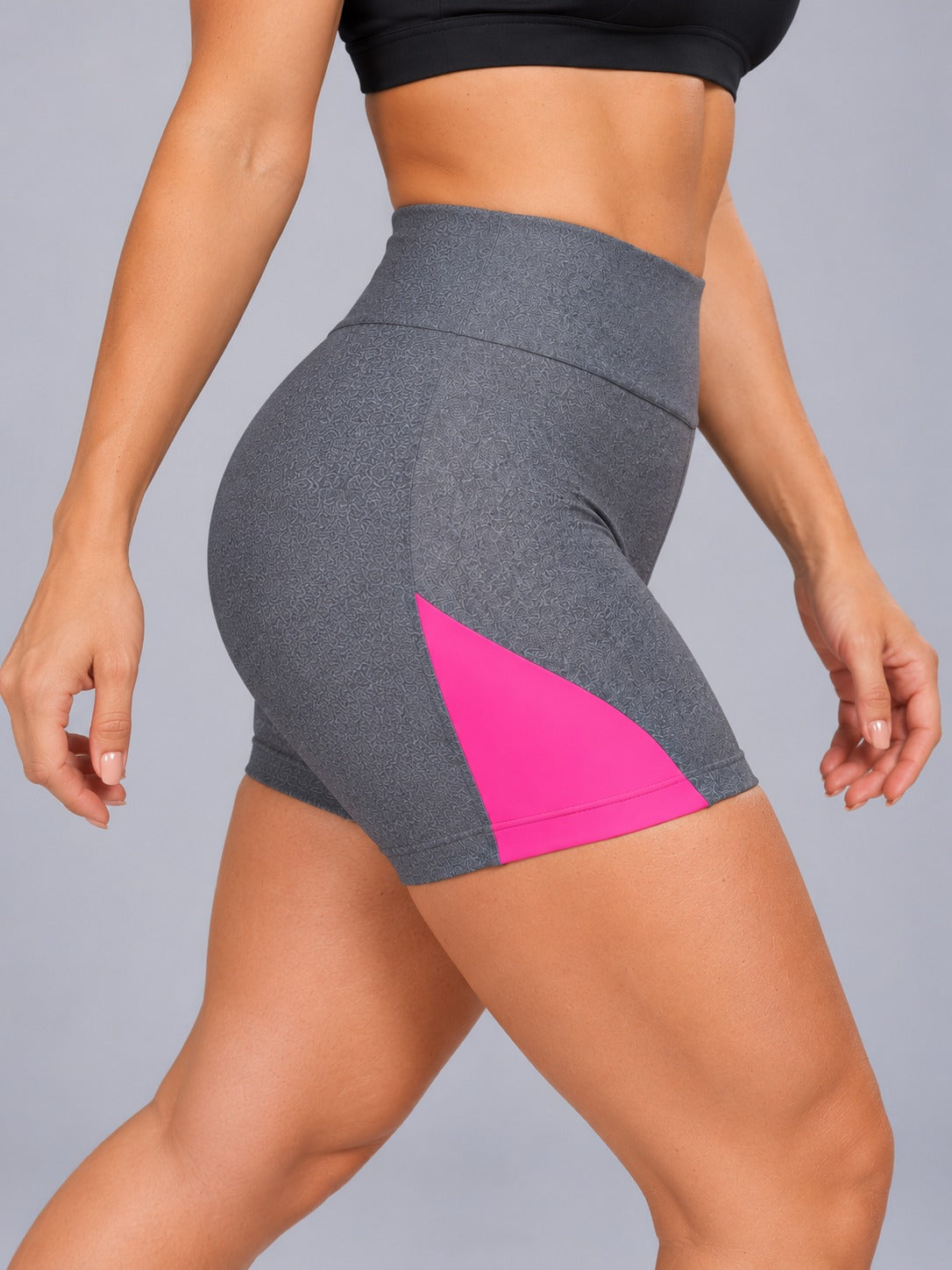 Short suplex cinza com recorte pink - lateral