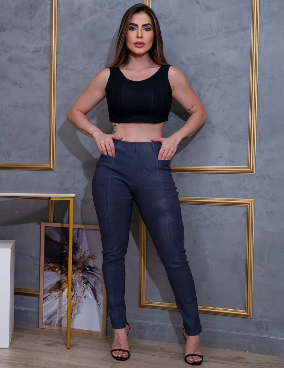 Calça Cintura Alta Suede com Bolsos Blackout Zero Transparência