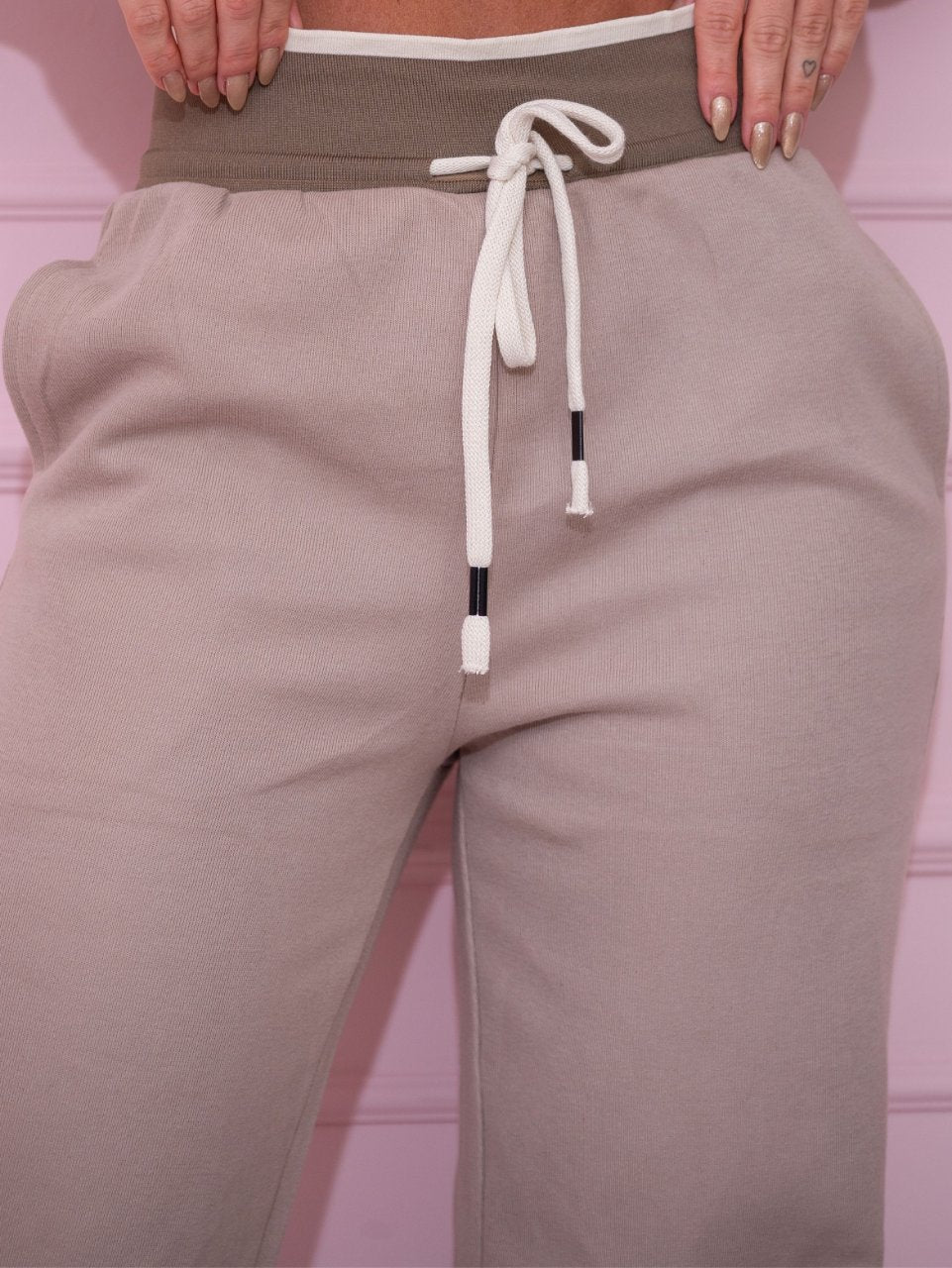 Calça Moletom Wide Leg Flare com Cordão Ajustável